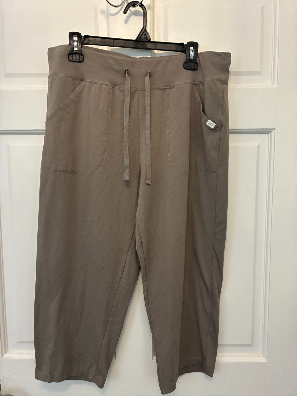 Athletic Works Men's Drawstring Joggers in Taupe
